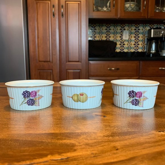 Vintage Set of 3 Royal Worcester Evesham Gold Ramekins - 4 Oz. - Picture 5 of 13